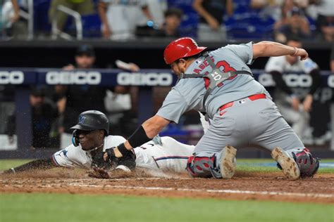 cardinals score today|Winn's homer in 12th, Carlson's throw lead Cardinals over Marlins .